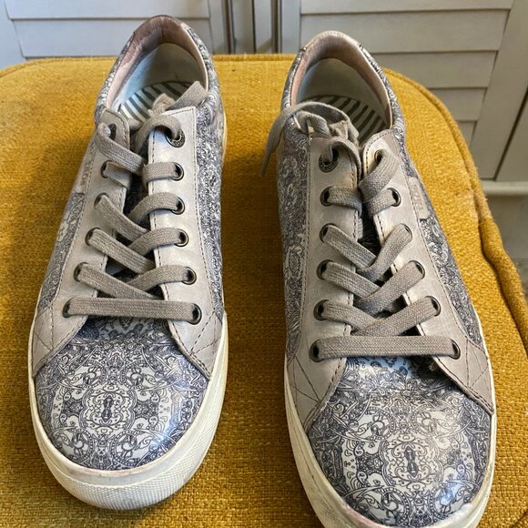 Taos Plim Soul Lux Women's Leather Sneakers in Gray Paisley - Picture 6 of 6